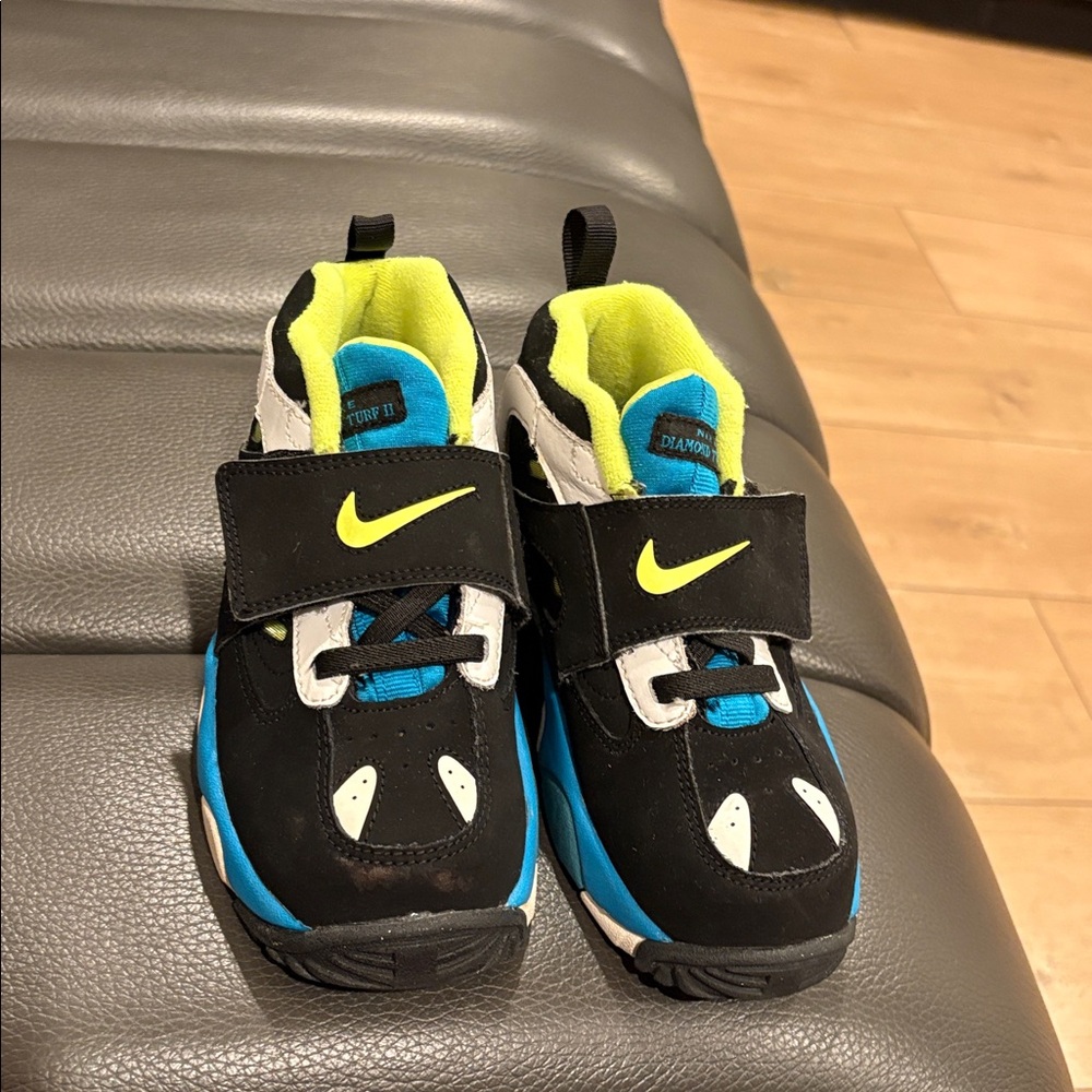 Nike Air Diamond Turf 11 Shoes Size 10C - Picture 4 of 11